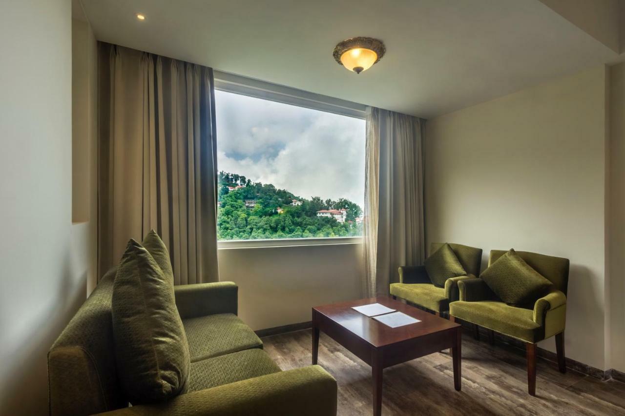 ホテル Ellbee Mussoorie Hills エクステリア 写真